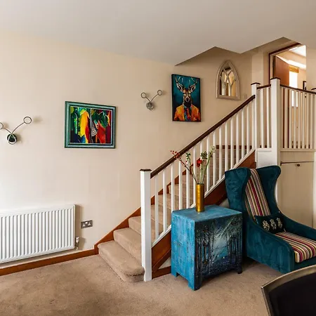 St George's W Private Parking By The Harbour * Bristol