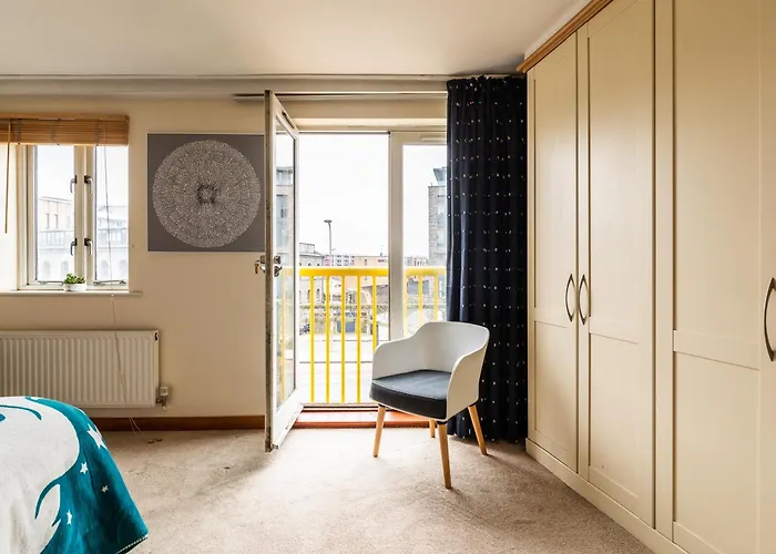 St George's W Private Parking By The Harbour Casa vacanze