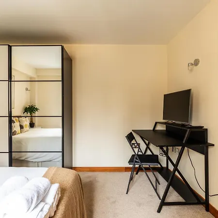 St George's W Private Parking By The Harbour Feriehus