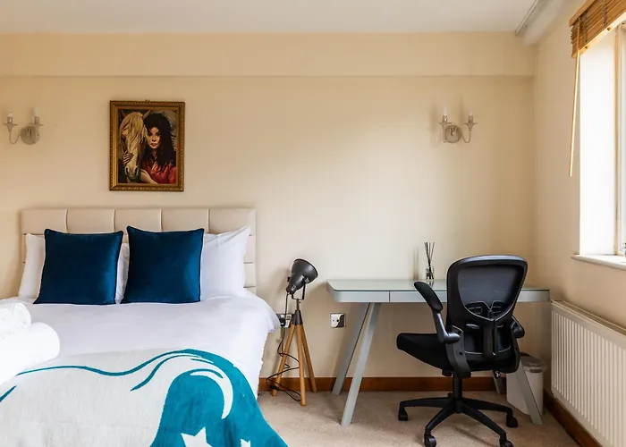 St George's W Private Parking By The Harbour Holiday home *